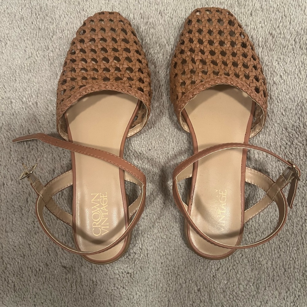 Crown Vintage Brown Flats with Woven Design -NWOT